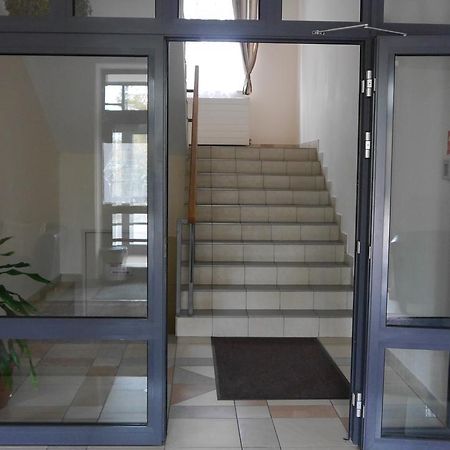 Hotel Julianow Warschau Buitenkant foto