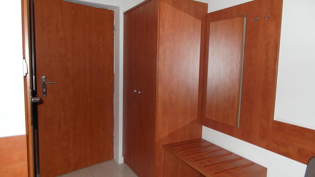 Hotel Julianow Warschau Kamer foto