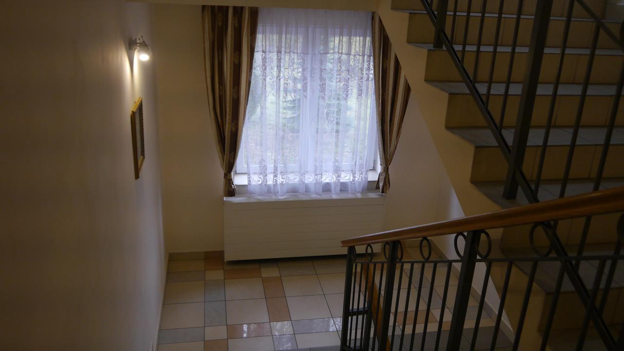 Hotel Julianow Warschau Buitenkant foto
