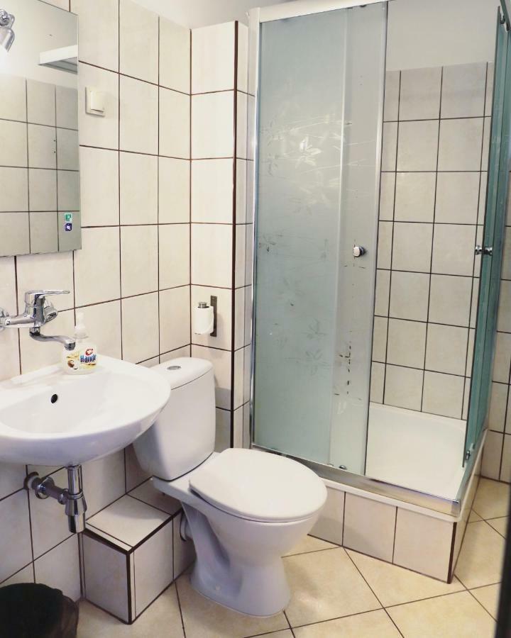 Hotel Julianow Warschau Buitenkant foto